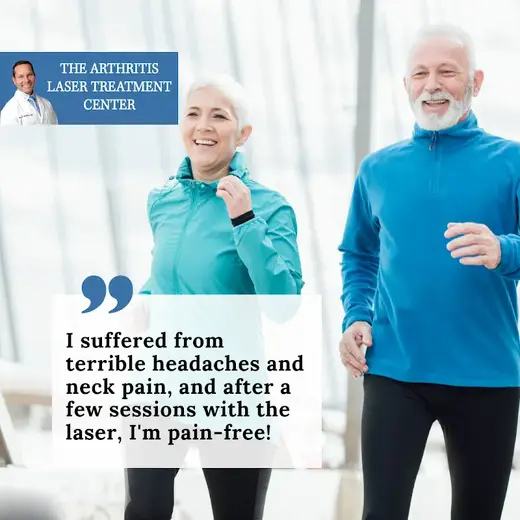 Happy couple jogging outdoors at The Arthritis Laser Treatment Center, a detox center in Hawaii.