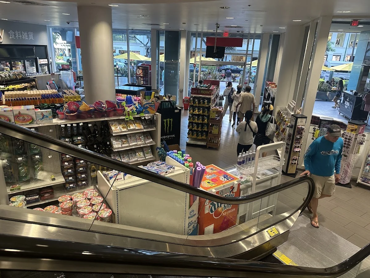 Longs Drugs - Photo 2