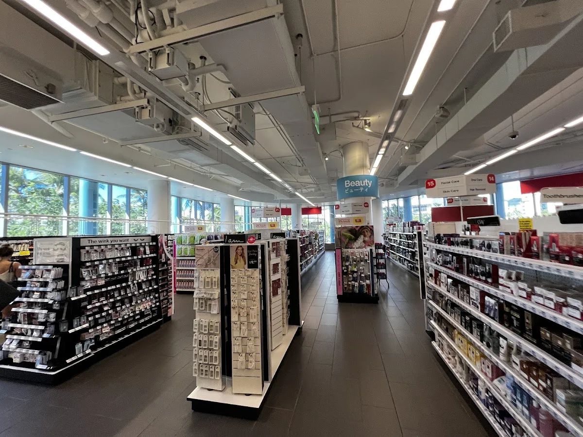 Longs Drugs - Photo 4