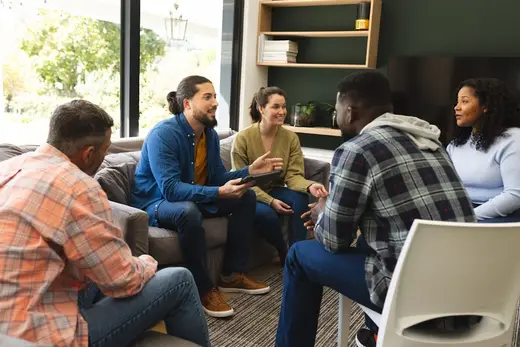 Cozy group therapy session at SynCare Behavioral Health, LLC, a treatment center in Hawaii.