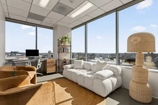 Bright, calming therapy room in Hawaii